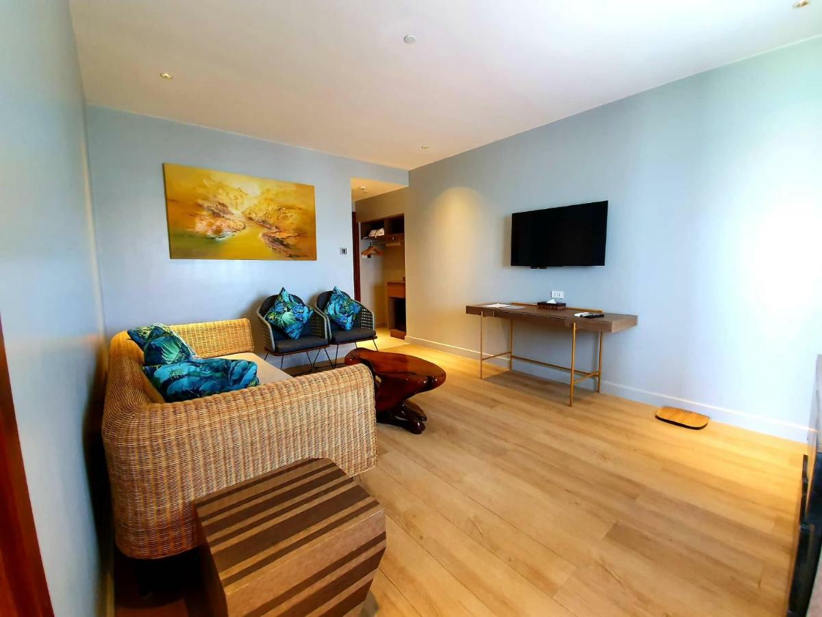 Pinnacle Boracay Hotel 4*