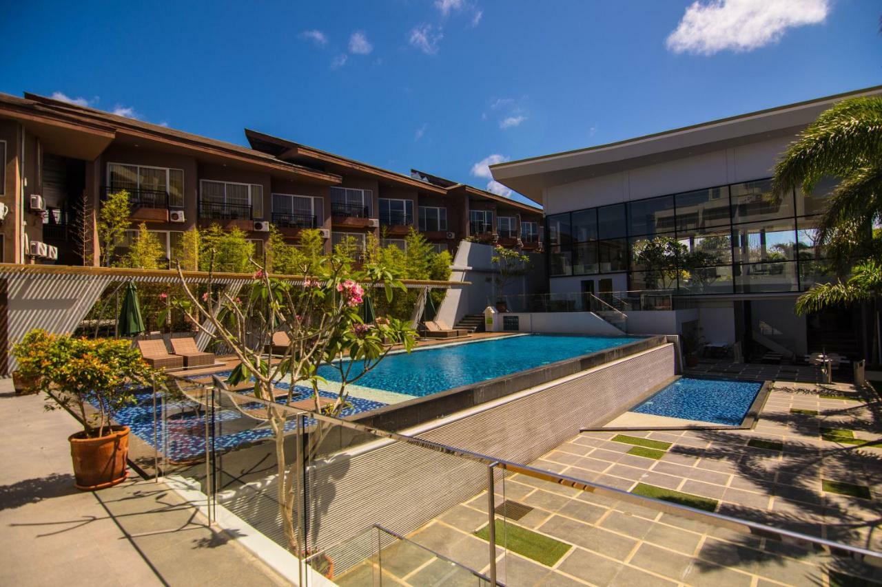 Pinnacle Boracay Hotel